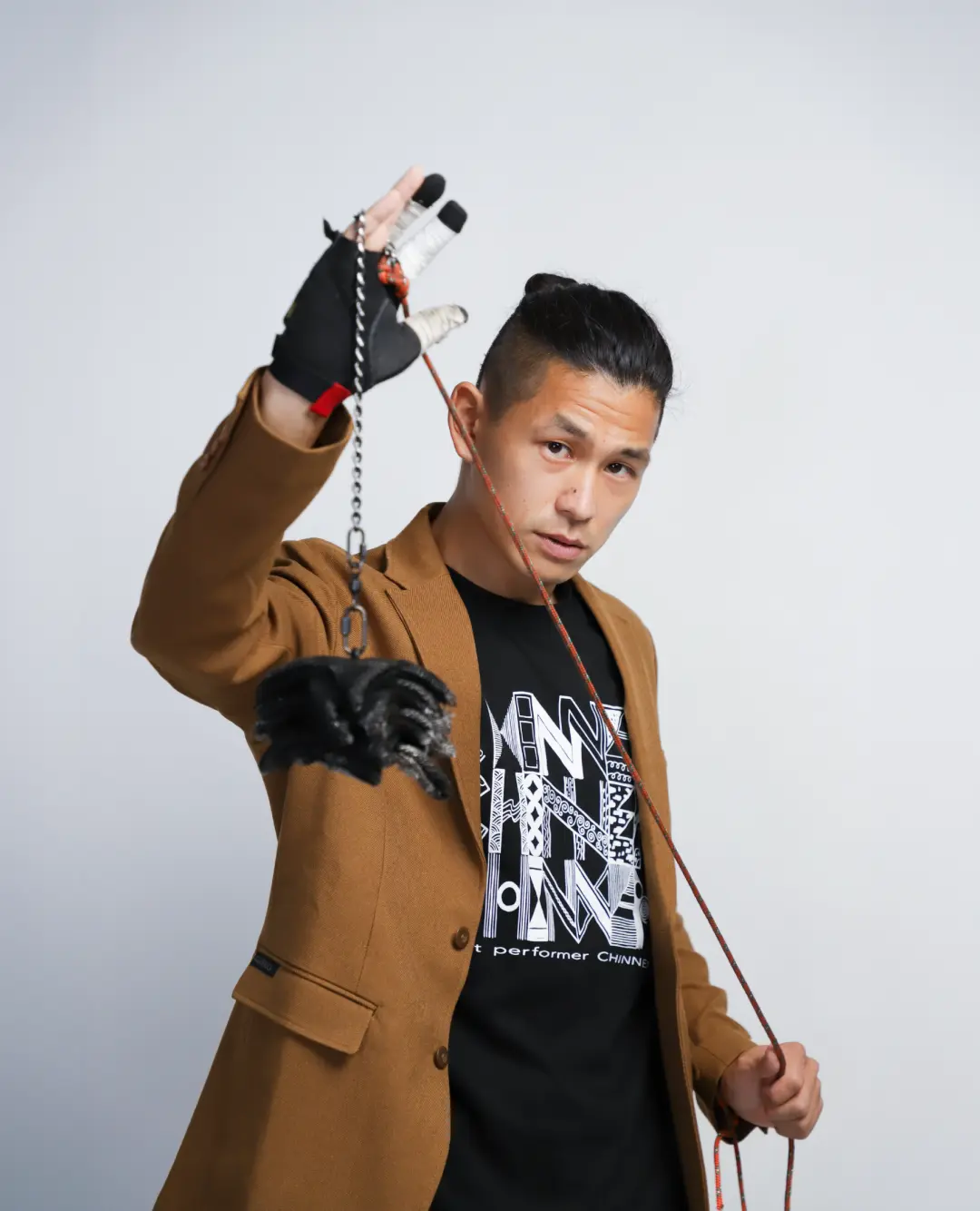 ファイアーパフォーマンス、ちんねん（CHINNEN）のポートレート